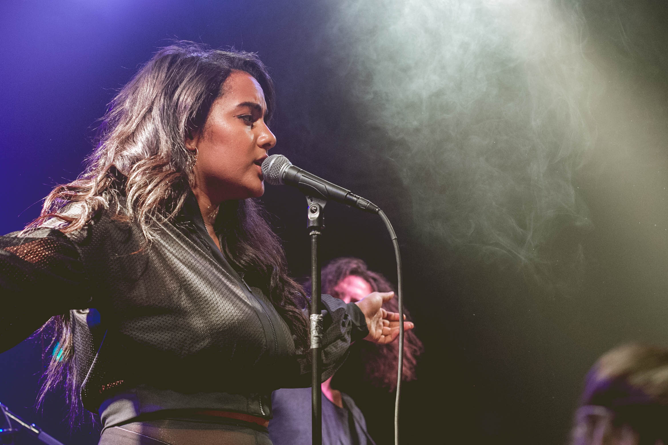 Bibi Bourelly @ Bootleg Theater 11/12/16.Photo by Hector Vergara (@theHextron) for www.BlurredCulture.com. This photo was obtained under the express authorization and license by Red Bull Media House North America, Inc.