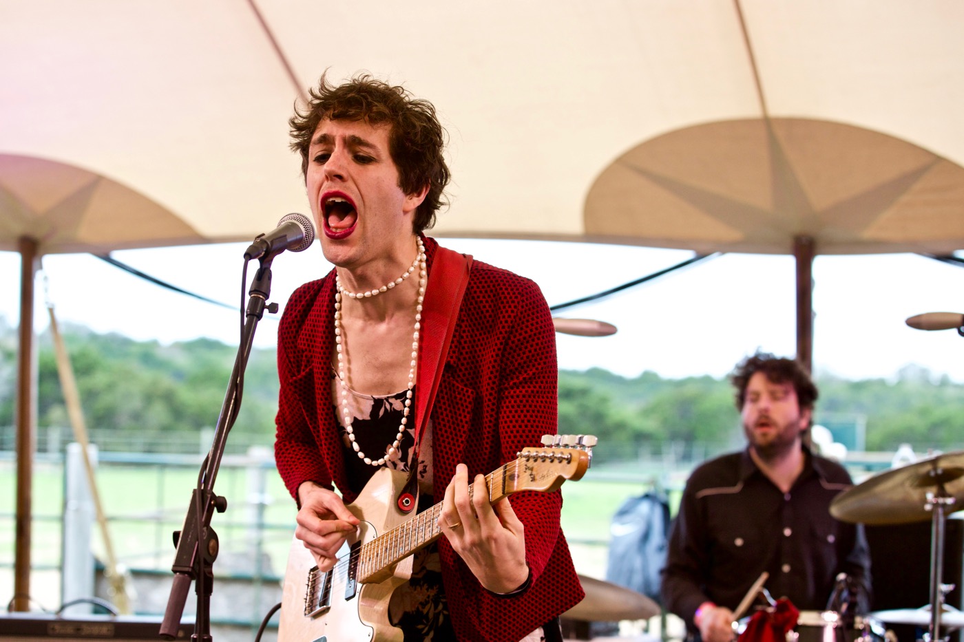 ezra-furman-gloriously-brought-his-transangelic-exodus-to-luck