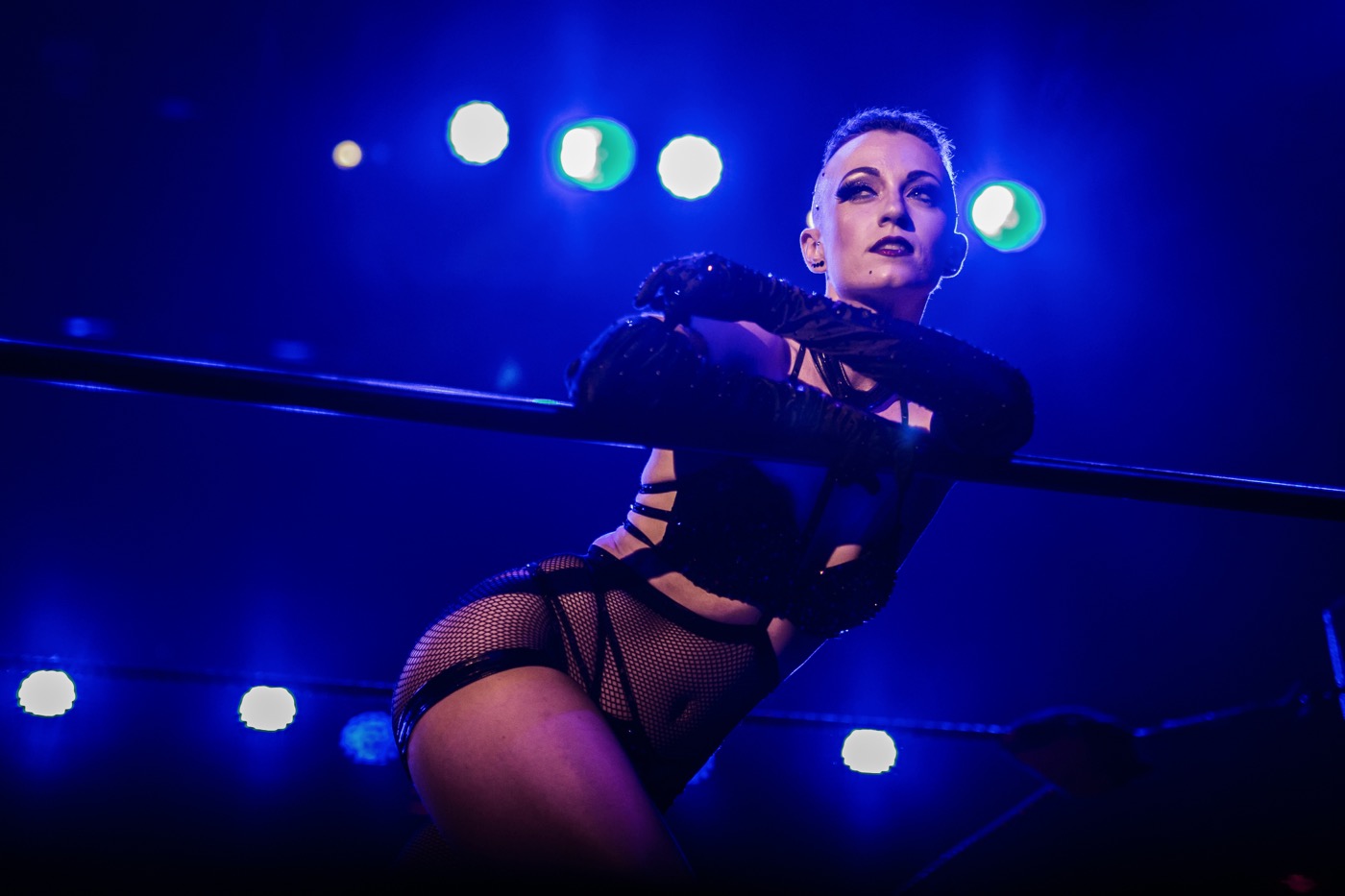The Most Naked Woman, Michelle L’Amour, Is Truly Naked And Fierce At Lucha ...