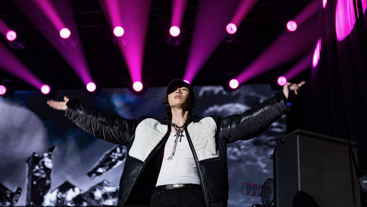 The Raw Romanticism of keshi Shines at Head In The Clouds Blurred Culture