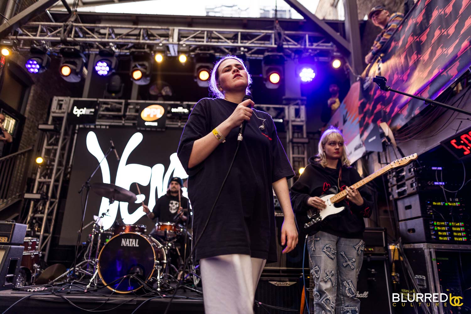 Drum 'n' Bass Revelation Venbee's Memorable Daytime Performance at