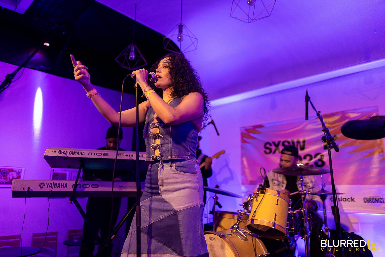 An Arresting Encounter With R&B's Moody Bank occurred at SXSW
