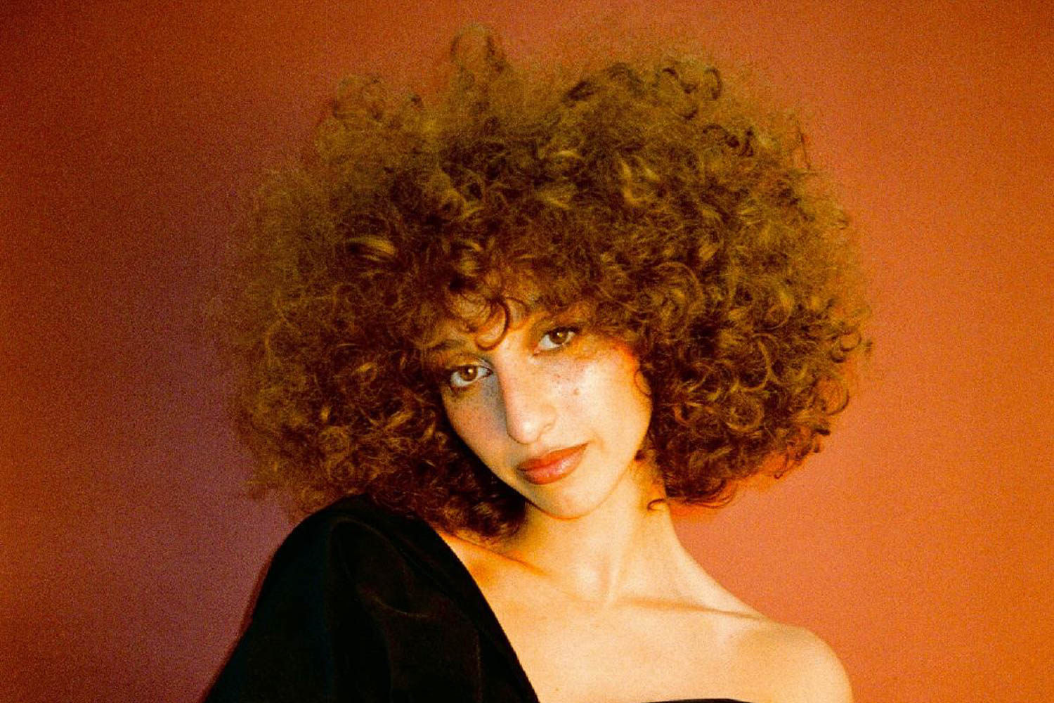 Amma Joins RAYE And Absolutely The Keen Sisters Build A Modern Musical 